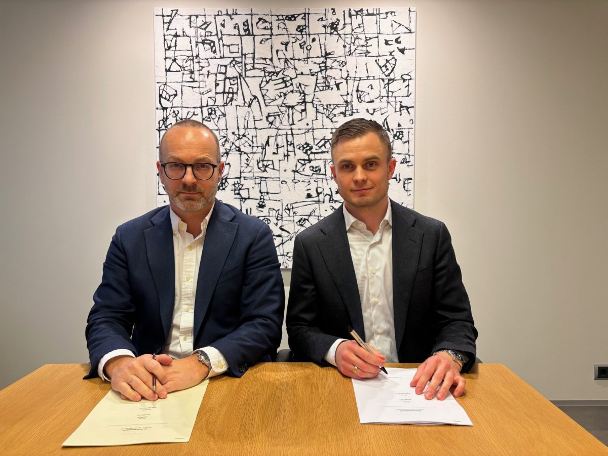 KEA kaupir 120 íbúðir Íveru á Akureyri KEA kaupir 120 íbúðir Íveru á Akureyri