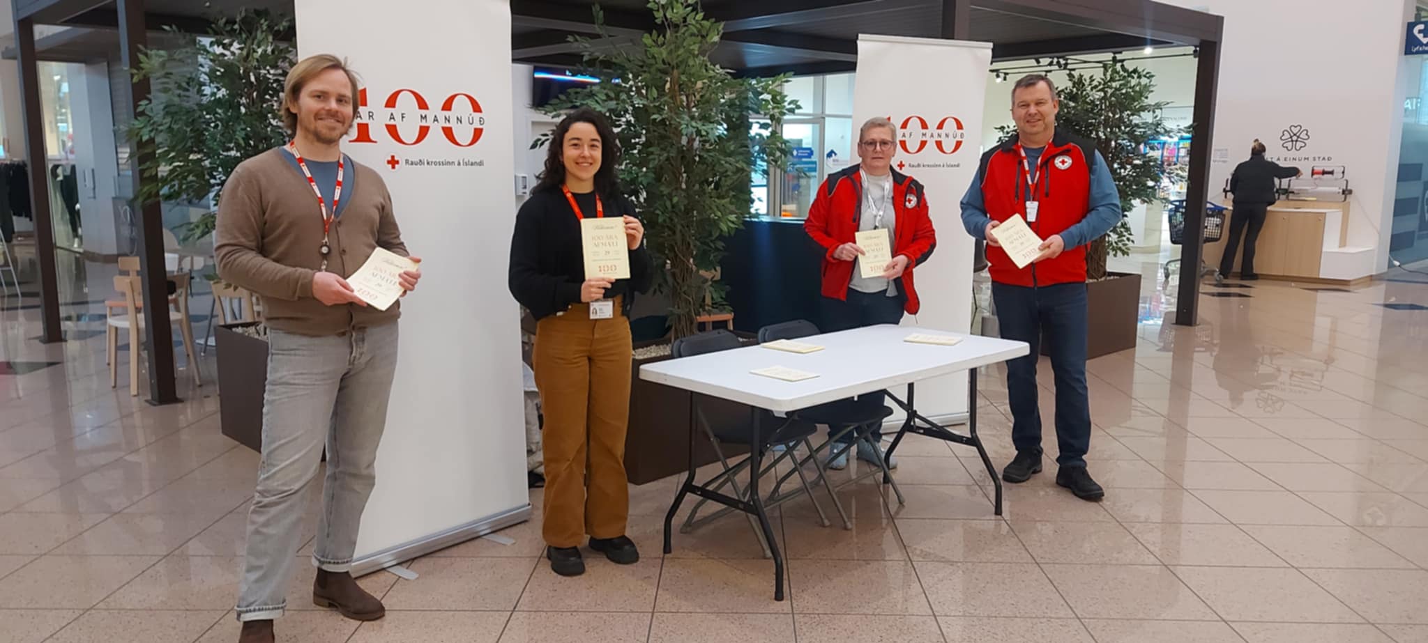 100 ára afmæli Rauða krossins við Eyjafjörð 100 ára afmæli Rauða krossins við Eyjafjörð