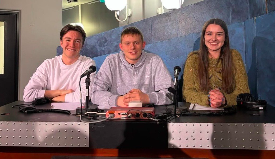 Lið MA komið í undanúrslit í Gettu betur