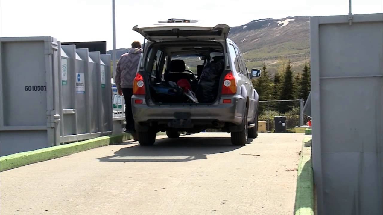 Segir að mistök hafi verið gerð við ráðningu á ráðgjafa í sorpmálum Segir að mistök hafi verið gerð við ráðningu á ráðgjafa í sorpmálum