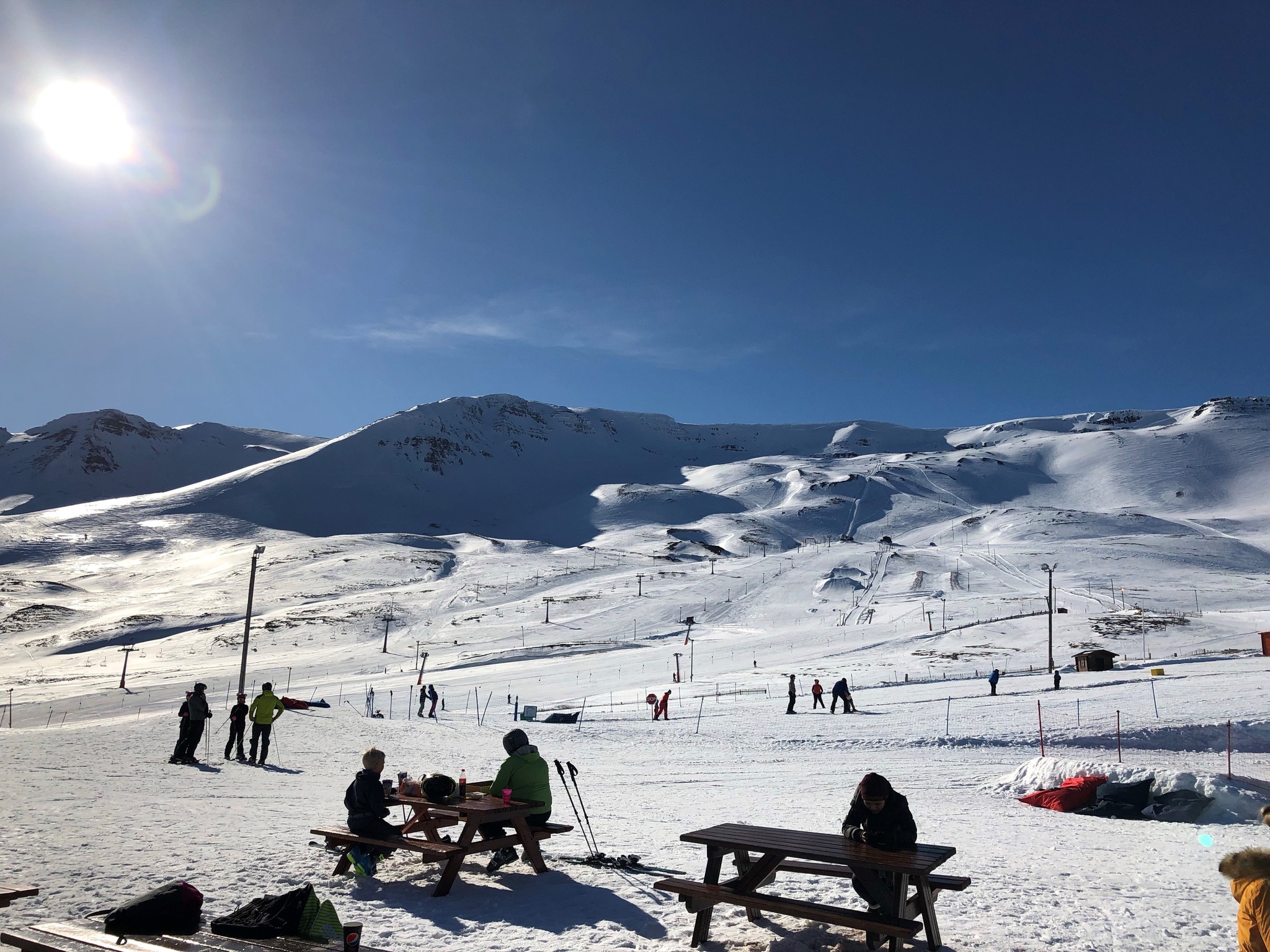 Akureyrarbær býður nemendum frítt á skíði og í sund Akureyrarbær býður nemendum frítt á skíði og í sund