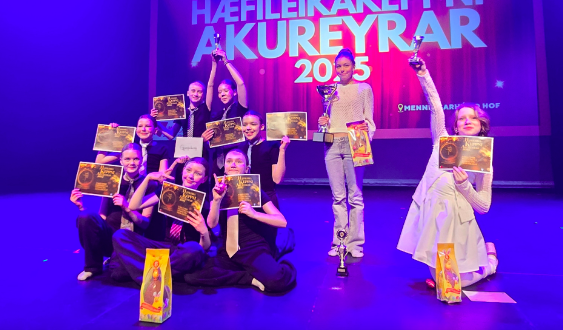 Brynja Dís sigraði Hæfileikakeppni Akureyrar Brynja Dís sigraði Hæfileikakeppni Akureyrar