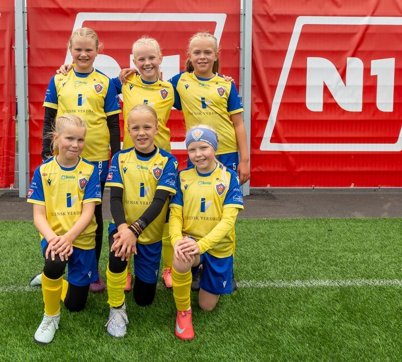 KA birtir liðsmyndir og myndband frá N1 móti stelpna KA birtir liðsmyndir og myndband frá N1 móti stelpna