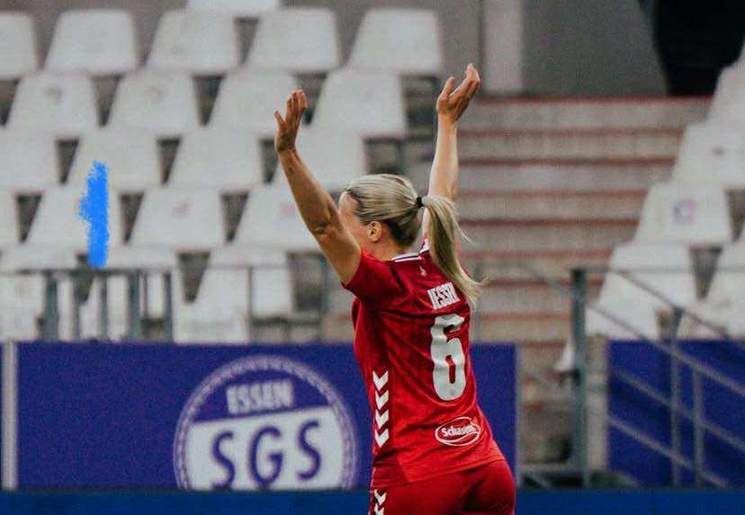 Sandra hetjan í fyrsta sigri Köln