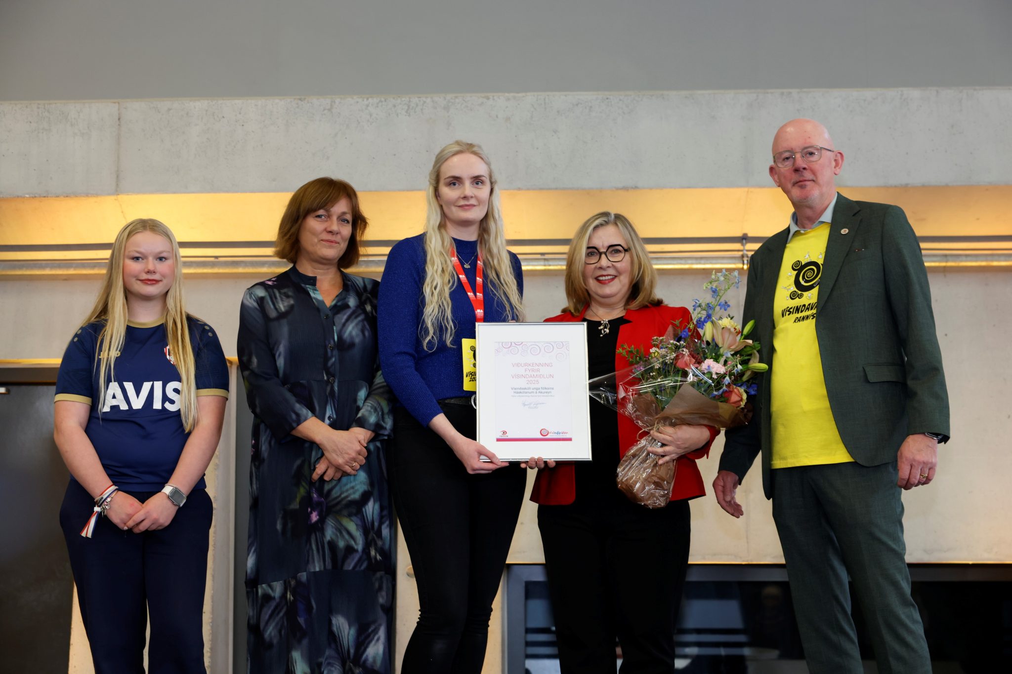 Vísindaskóli unga fólksins hjá Háskólanum á Akureyri hlýtur viðurkenningu Rannís Vísindaskóli unga fólksins hjá Háskólanum á Akureyri hlýtur viðurkenningu Rannís