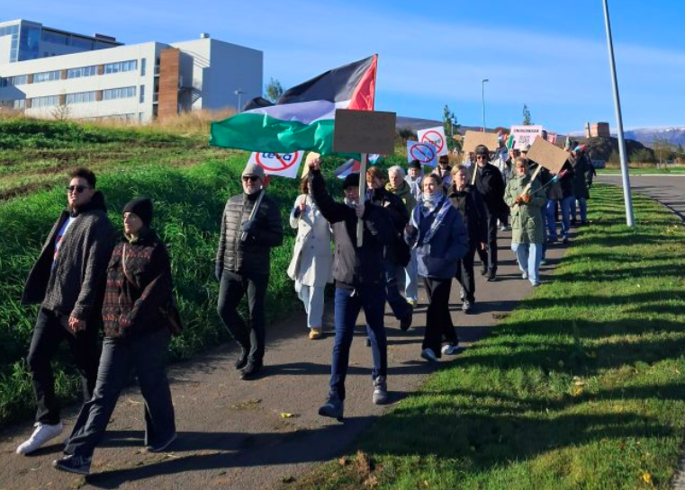 Sniðganga á Akureyri – Myndir