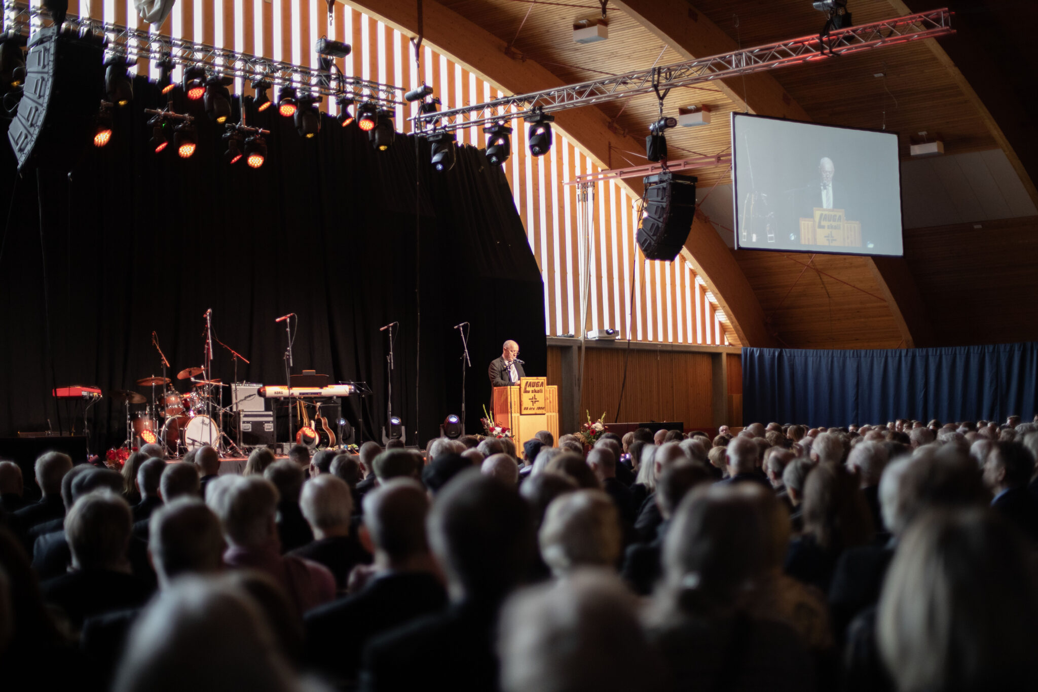 1000 manns á 100 ára afmæli Laugaskóla 1000 manns á 100 ára afmæli Laugaskóla