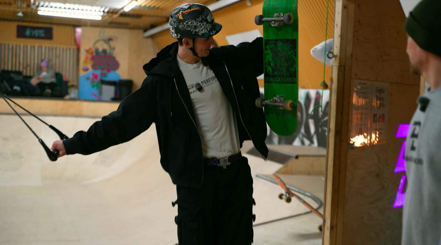 Árni og Hreiðar heimsóttu Braggaparkið og tóku þátt í hjólabrettahittingi Árni og Hreiðar heimsóttu Braggaparkið og tóku þátt í hjólabrettahittingi