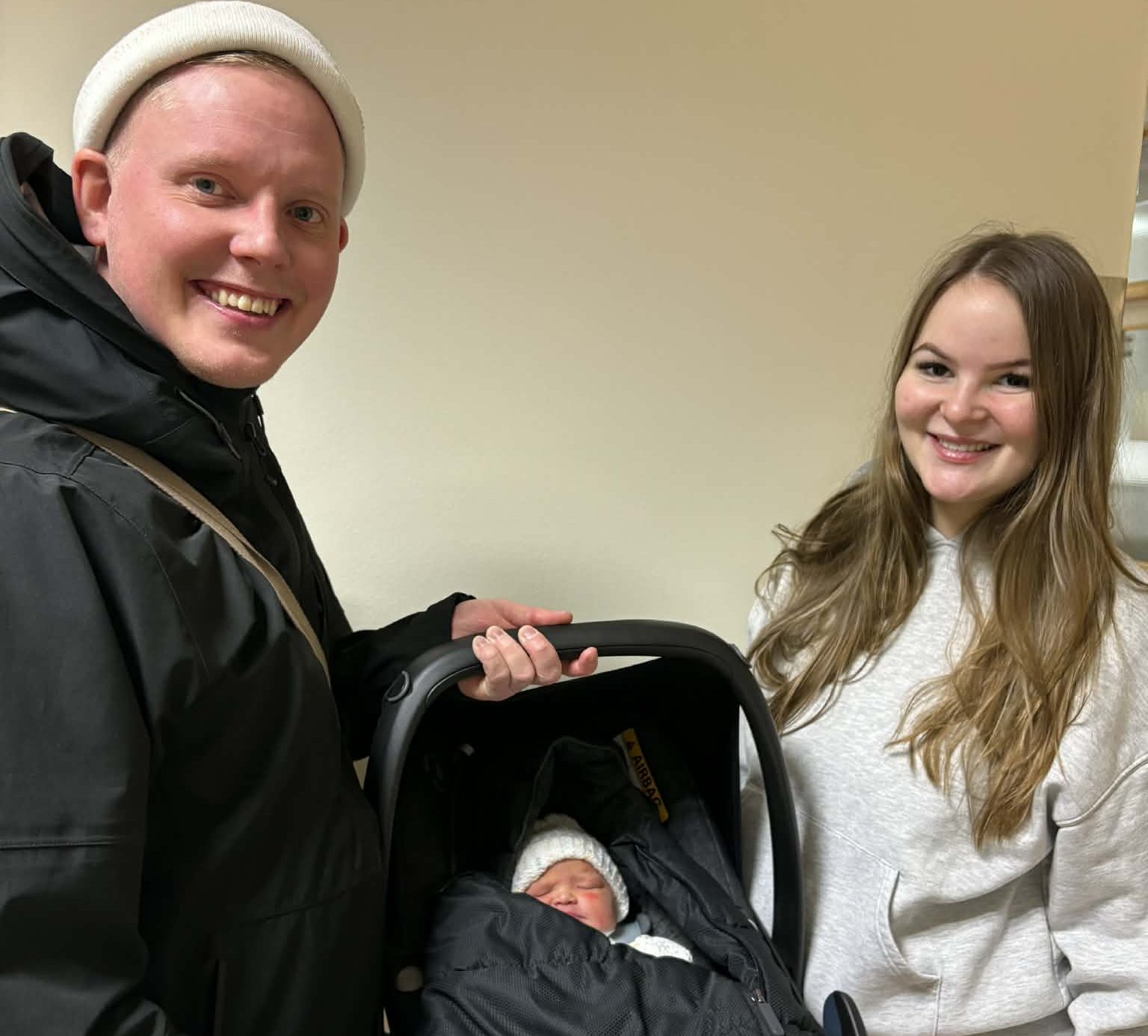 Glænýr Grímseyingur er fyrsta barn ársins